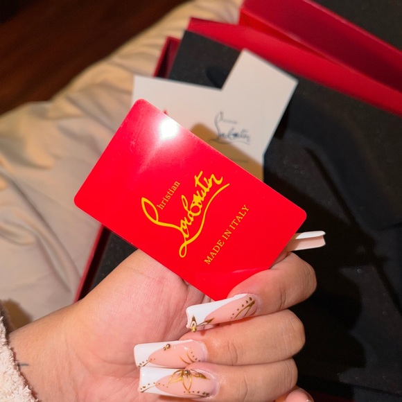 Christian Louboutin Signature Red and Black Heels - Picture 2 of 14